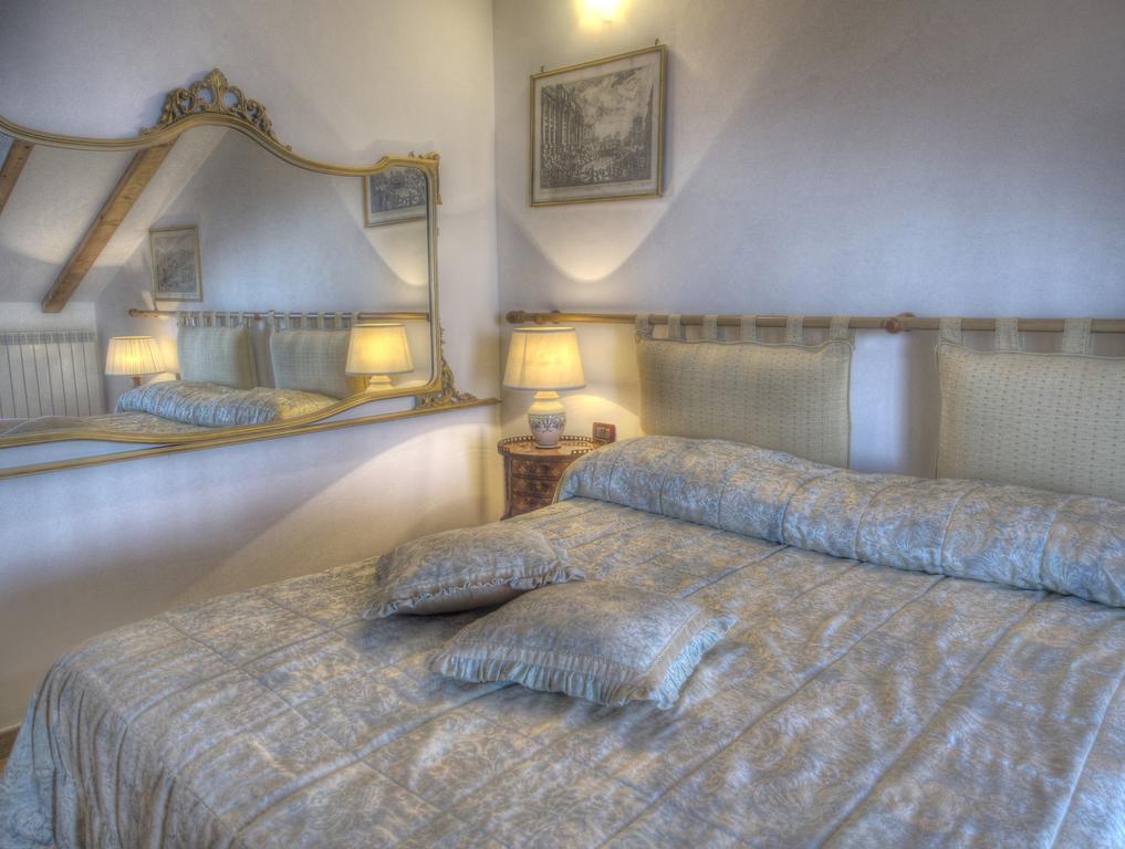Villa Donna Fausta アジェーロラ 部屋 写真