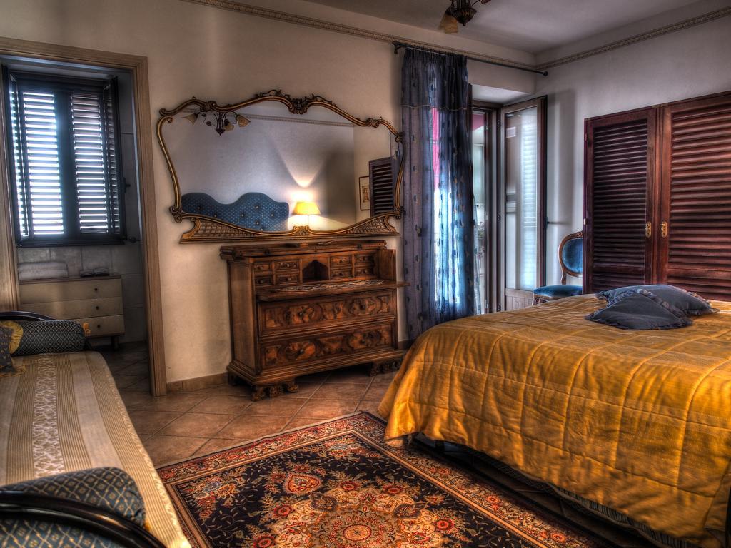 Villa Donna Fausta アジェーロラ 部屋 写真